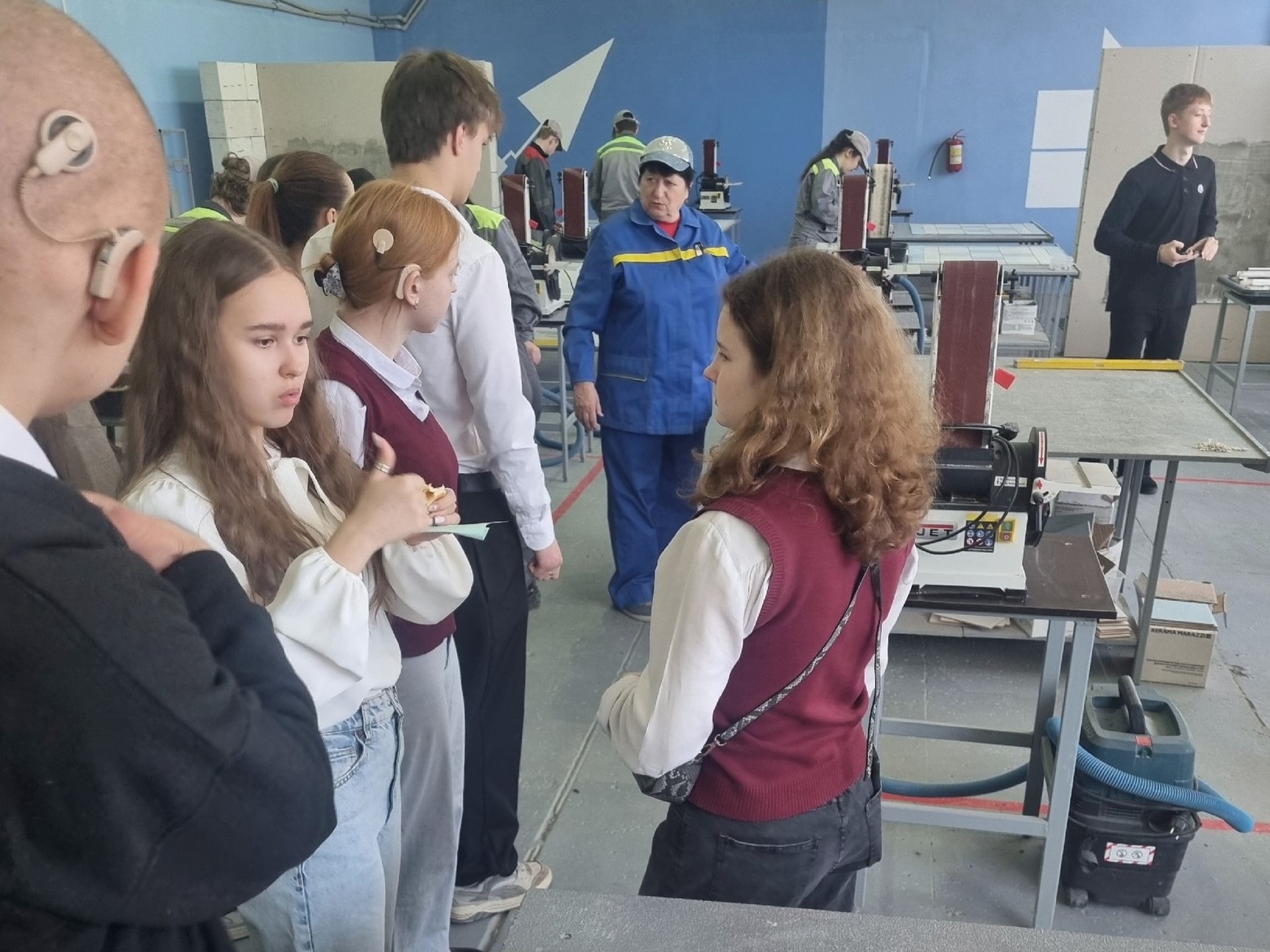 На Дне открытых дверей в Курском политехническом колледже.